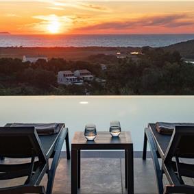 4 bedroom villa with pool & sea views, Acharavi, sleeps 8